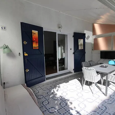 Jolie Maison T3 Mezzanine Climatisee Avec Veranda, 4 A 5 Couchages, Terrasse Cloturee, Wifi Inclus, Les Marines, 200m De La Lrma68b Villa *