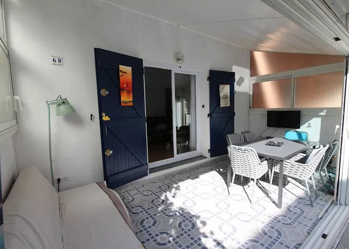 Jolie Maison T3 Mezzanine Climatisee Avec Veranda, 4 A 5 Couchages, Terrasse Cloturee, Wifi Inclus, Les Marines, 200m De La Lrma68b Villa *