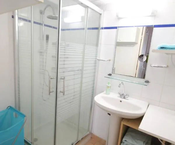 Villa Jolie Maison T3 Mezzanine Climatisee Avec Veranda, 4 A 5 Couchages, Terrasse Cloturee, Wifi Inclus, Les Marines, 200m De La Lrma68b *
